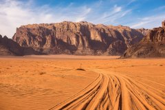 fantastic-landcape-of-Wadi-Rum